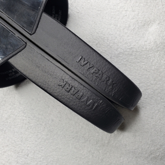 Ivy Park Beyonce Black Graphic Logo Slide Sandals - Picture 12 of 14